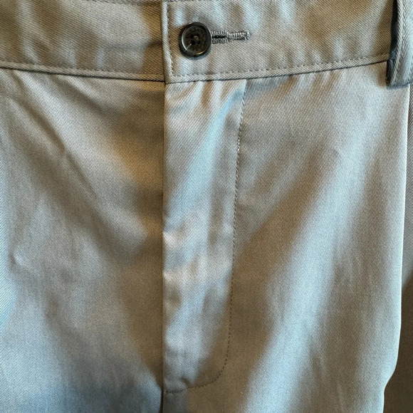 Jos. A. Bank Men’s Blue Chinos Travelers Collection Size 36W - Picture 3 of 12